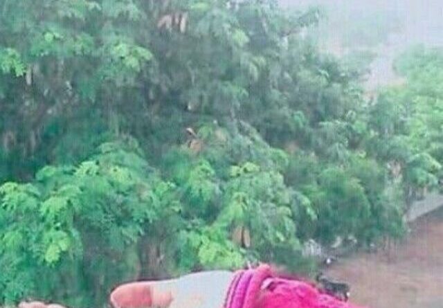 cute girl barish image